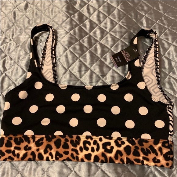 PINK Victoria’s Secret Ultimate Sports Bra NWT - Picture 2 of 5